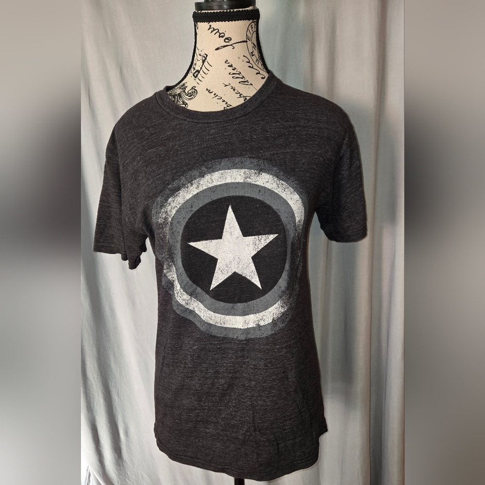 3/$15 Marvel Junior Girls Sz SM Captain America T Shirt Top Black/Gray